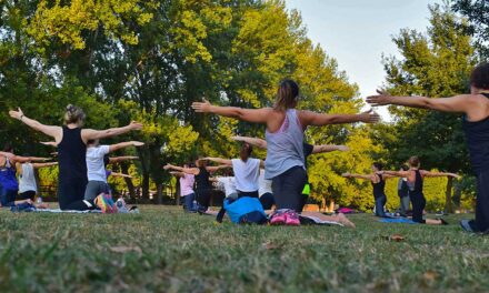 Yoga bei Arthrose: Schmerzlinderung durch bewusste Bewegungen